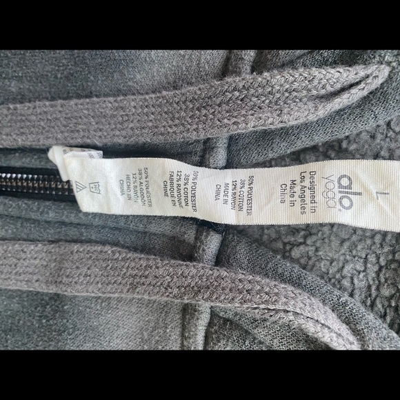 Alo sweatshirt - Picture 4 of 4